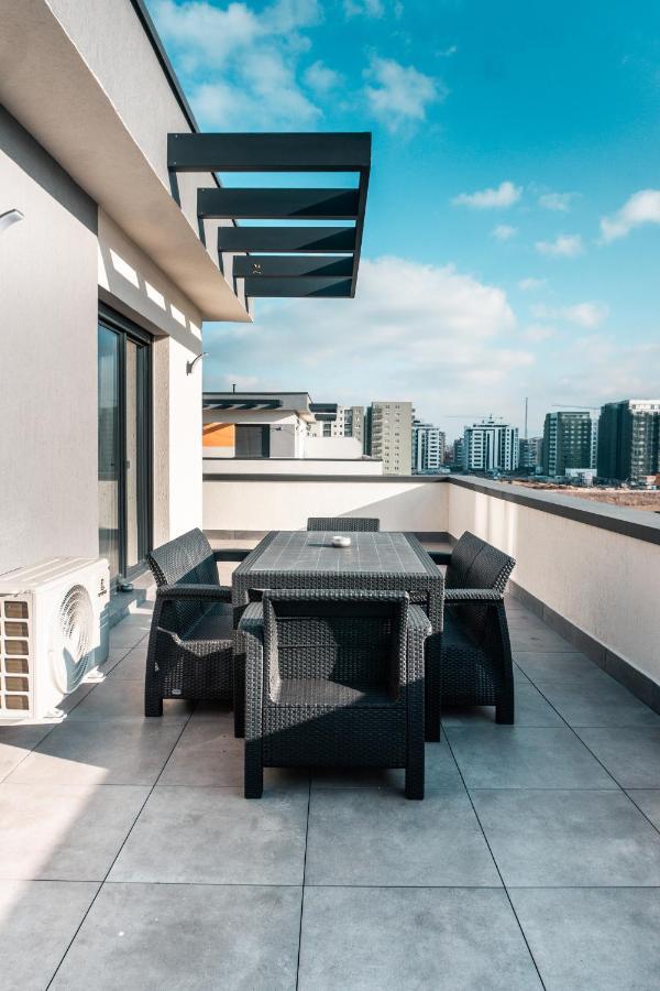 Koa - Moon Penthouse Apartman Brassó Kültér fotó