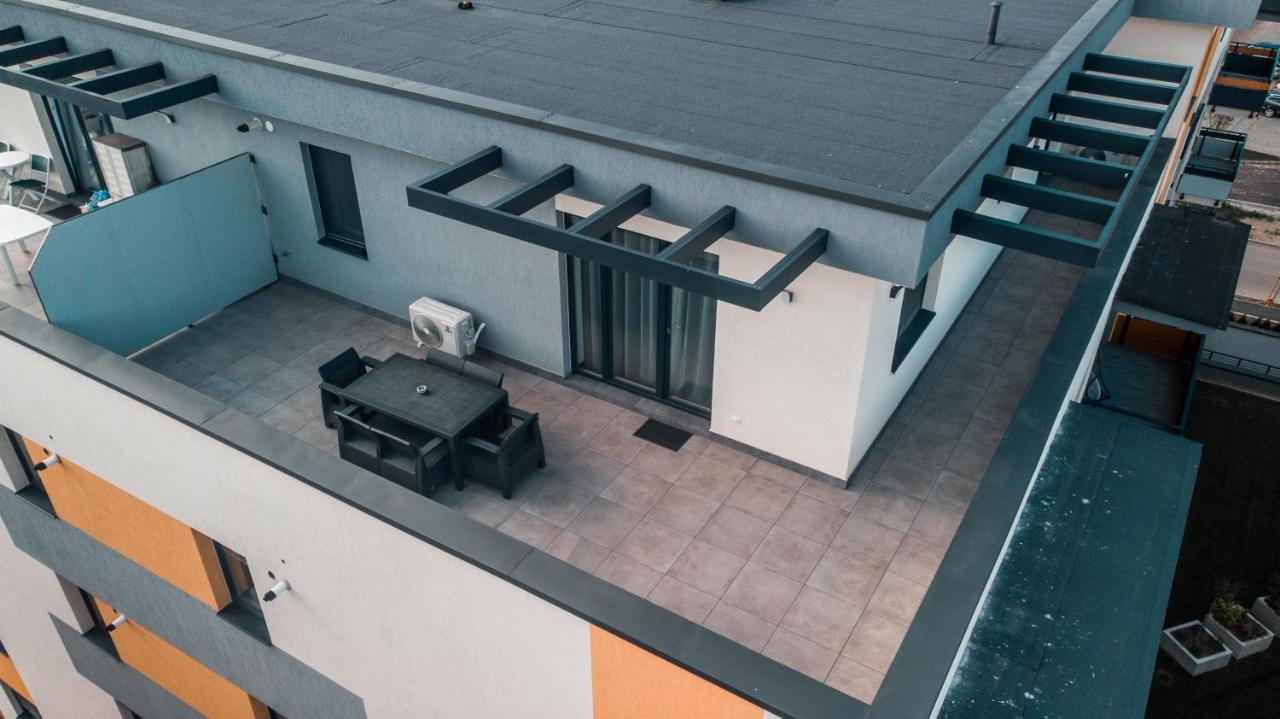 Koa - Moon Penthouse Apartman Brassó Kültér fotó